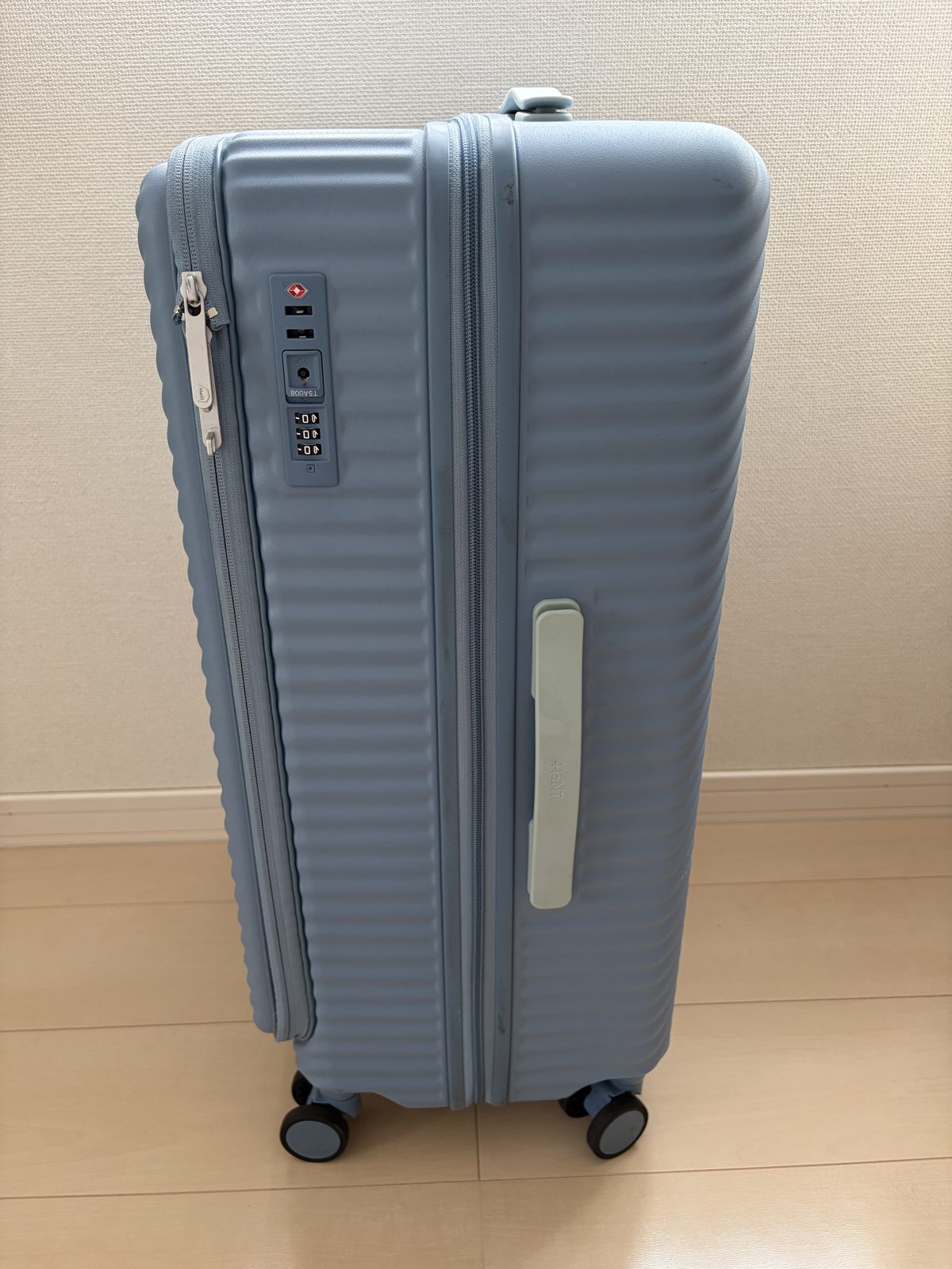 横から見たハント ココント